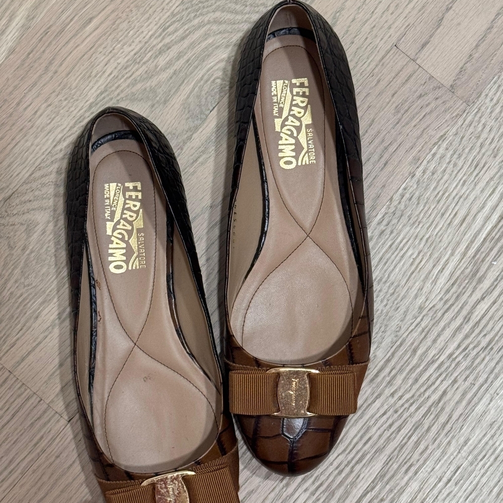 Salvatore Ferragamo Brown Leather Women's Shoes - Picture 2 of 7